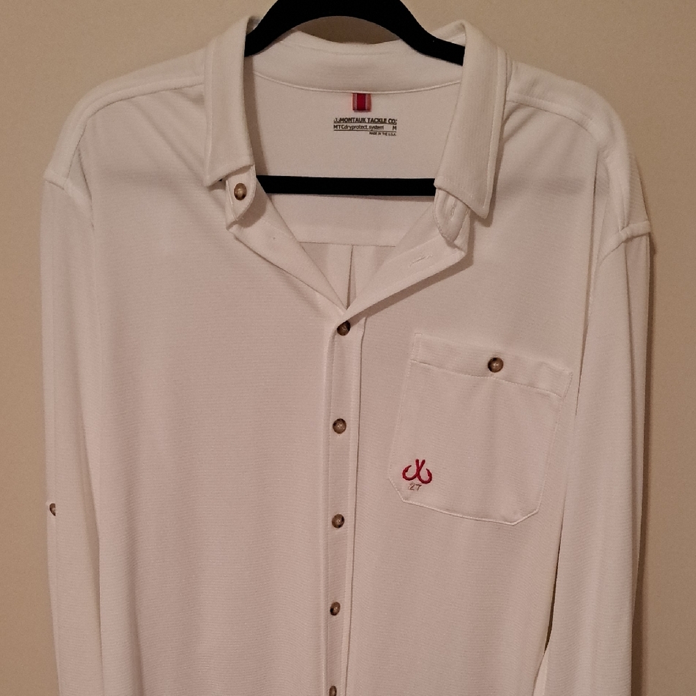Montauk Tackle Co. White Casual Button Down Shirt with Embroidered Logo.  Size M